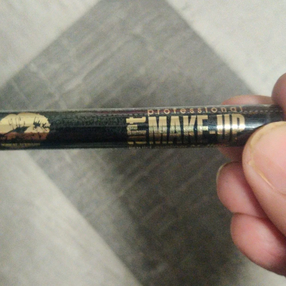 Jontéblu Professional Black Eyeliner Pencil 0.060 oz Precise Application Make-Up